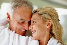 boldog férfi, aki 50 év után növelte a potenciáját